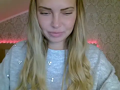 Snapshot of Lucky_Anna chatting on 01/06/25, 03:40 Lucky Anna online show from 01/06/25, 03:40