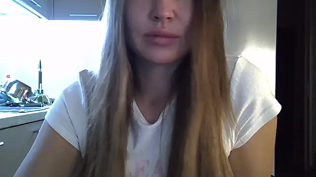 Snapshot of Lucky_Anna chatting on 10/17/25, 07:38 Lucky Anna online show from 10/17/25, 07:38