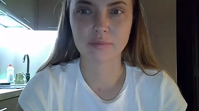 Snapshot of Lucky_Anna chatting on 10/27/25, 10:47 Lucky Anna online show from 10/27/25, 10:47