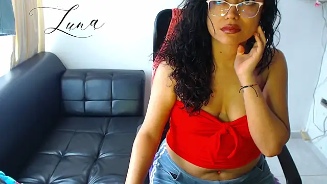 Lunavega1 online show from 09/11/25, 03:01