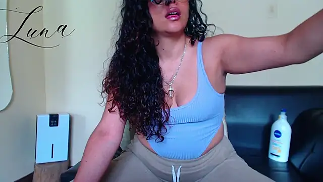 Lunavega1 online show from 04/07/26, 07:03