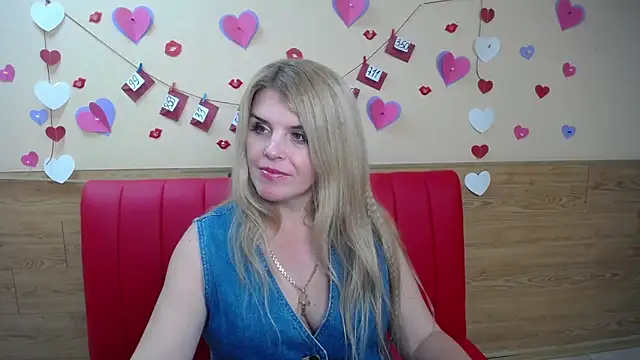 Julya Barbi online show from 02/10/25, 09:04