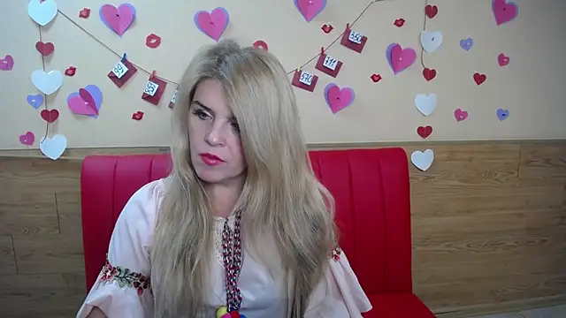 Julya Barbi online show from 02/12/25, 05:58