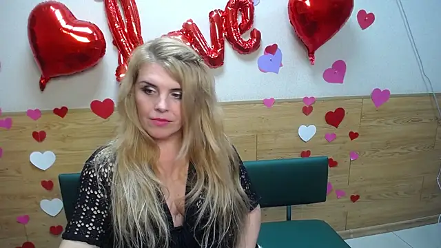 Julya Barbi online show from 03/05/25, 06:01