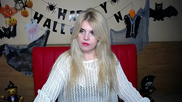 Julya Barbi online show from 10/30/25, 06:04