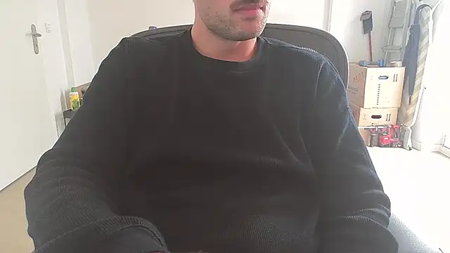 taallguyy 196 online show from 09/30/25, 11:04