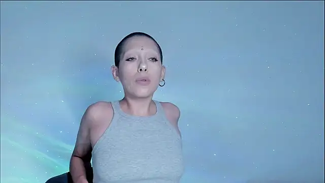 Snapshot of lnxmst chatting on 02/07/25, 01:25 lnxmst online show from 02/07/25, 01:25