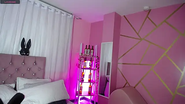 frreeya online show from 01/30/25, 12:18