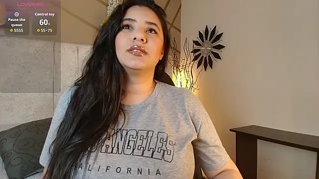 Snapshot of frreeya chatting on 03/09/26, 08:13 frreeya online show from 03/09/26, 08:13