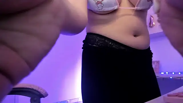 Francesca1  online show from 12/14/24, 09:45