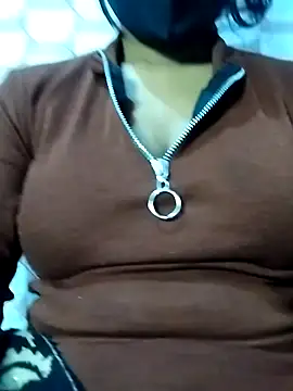 Snapshot of Shivani_Tivari chatting on 12/28/24, 10:47 Shivani Tivari online show from 12/28/24, 10:47