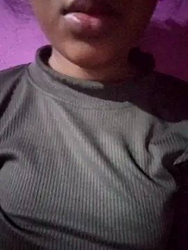 Snapshot of Shivani_Tivari chatting on 01/23/25, 06:45 Shivani Tivari online show from 01/23/25, 06:45