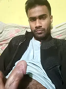 Snapshot of Skinny_Bigass_23 chatting on 02/23/25, 06:45 Skinny Bigass 23 online show from 02/23/25, 06:45