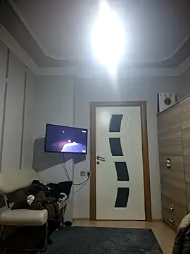 SUSELLAM1 online show from 02/24/25, 06:04