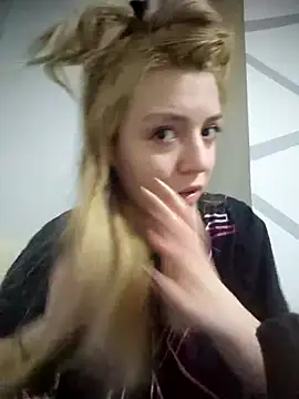 SUSELLAM1 online show from 02/27/25, 08:53