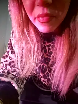 SUSELLAM1 online show from 03/08/25, 07:42