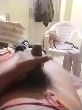 Snapshot of Muscular02 chatting on 02/18/25, 08:14 Muscular02 online show from 02/18/25, 08:14