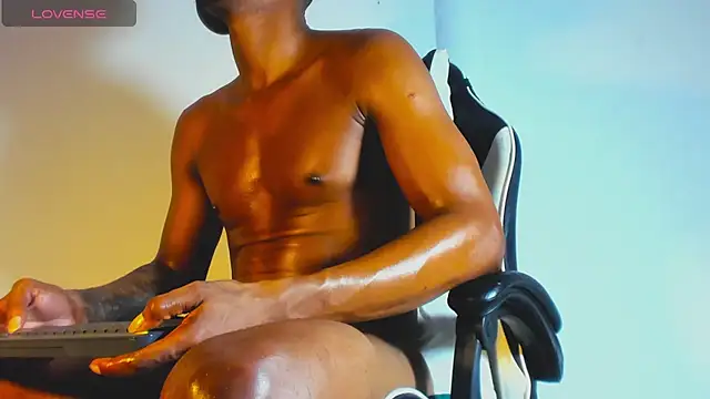 Amir mikelsen online show from 11/12/25, 01:28