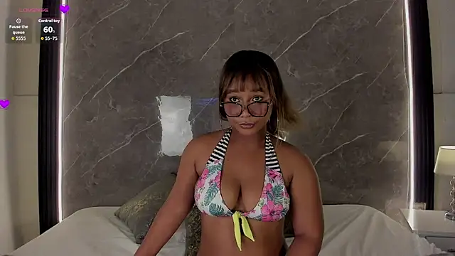 RachellEbony online show from 05/15/26, 12:56