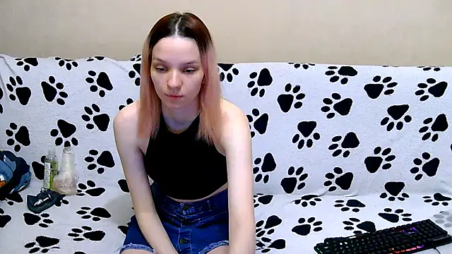 Snapshot of Ivy_Lester chatting on 03/14/26, 05:02 Ivy Lester online show from 03/14/26, 05:02