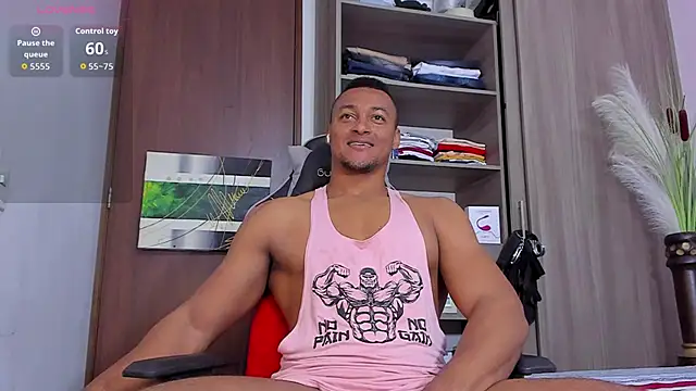 Snapshot of AnthonyWhite24 chatting on 04/01/26, 07:44 AnthonyWhite24 online show from 04/01/26, 07:44