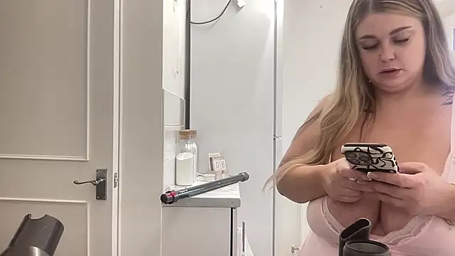 blairbella online show from 01/18/25, 01:51