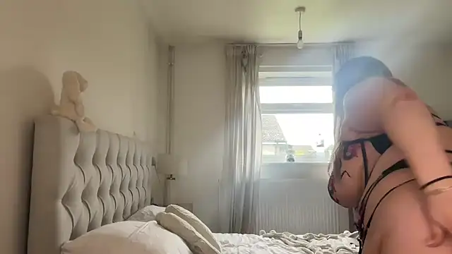 blairbella online show from 02/23/25, 02:25