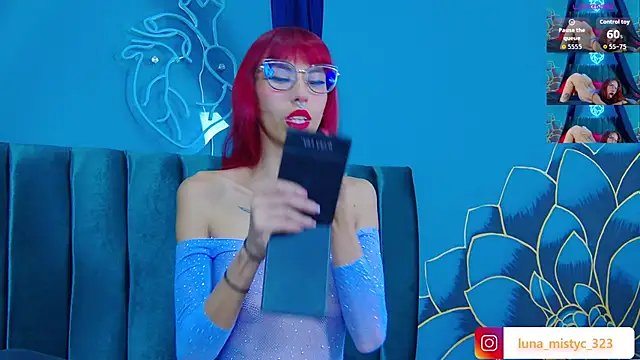 Snapshot of Lunamistyc chatting on 02/18/26, 08:27 Lunamistyc online show from 02/18/26, 08:27