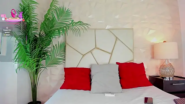 Valery Diamond online show from 10/08/25, 09:12