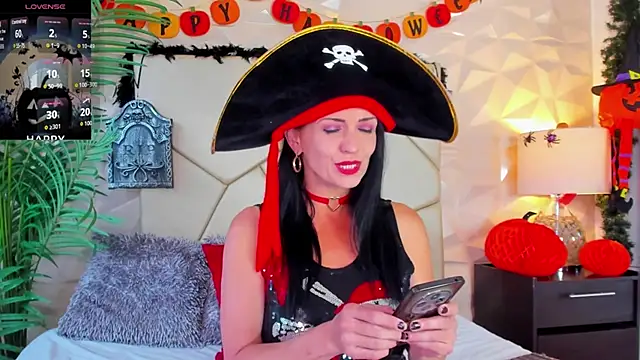 Valery Diamond online show from 10/31/25, 10:11