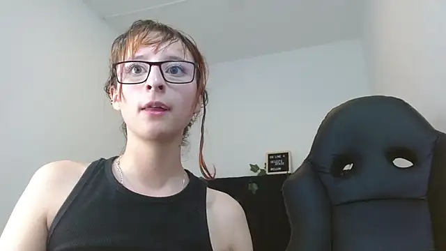 Snapshot of CelesteAyase chatting on 02/11/25, 05:05 CelesteAyase online show from 02/11/25, 05:05