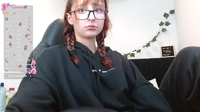 Snapshot of CelesteAyase chatting on 02/20/25, 10:04 CelesteAyase online show from 02/20/25, 10:04