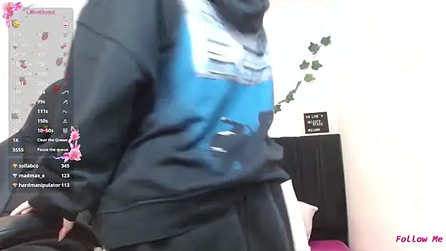 Snapshot of CelesteAyase chatting on 02/21/25, 01:11 CelesteAyase online show from 02/21/25, 01:11