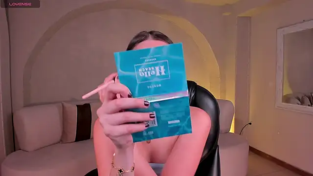 KaiaFerreira online show from 10/18/25, 12:39