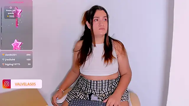 Valery Maravilla  online show from 03/03/25, 03:52