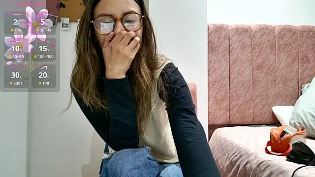 Emmy petit online show from 02/26/26, 01:37