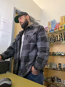 Snapshot of jr91esl chatting on 03/15/25, 05:04 jr91esl online show from 03/15/25, 05:04