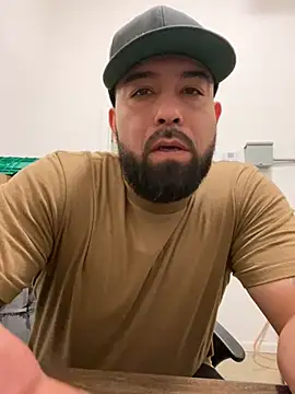 Snapshot of jr91esl chatting on 03/18/25, 02:25 jr91esl online show from 03/18/25, 02:25