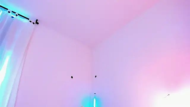 Snapshot of _Sam_sexy_ chatting on 02/06/25, 04:14 Sam sexy online show from 02/06/25, 04:14