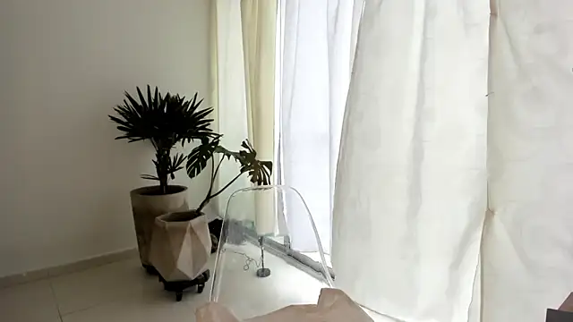 Snapshot of _Sam_sexy_ chatting on 11/10/25, 08:19 Sam sexy online show from 11/10/25, 08:19