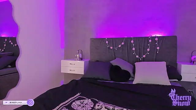  cherrysnow online show from 10/07/25, 05:37