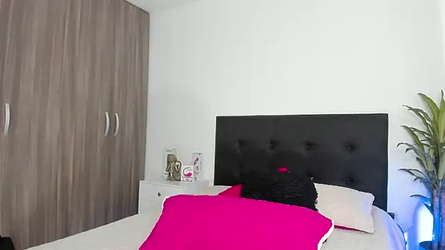 LaylaJewel online show from 03/14/25, 04:30