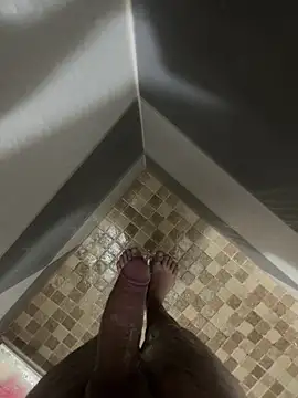 mylovetr1 online show from 12/18/24, 07:04