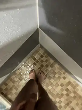 mylovetr1 online show from 01/30/25, 04:58