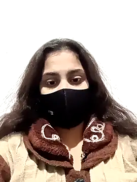 magicmoment00786 online show from 12/13/24, 03:54