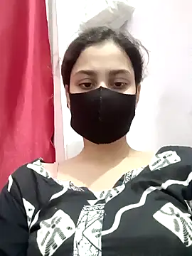 magicmoment00786 online show from 10/24/25, 02:02