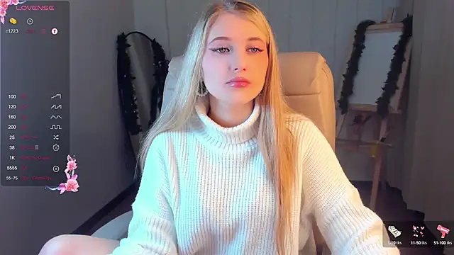 Evacadooo online show from 12/15/24, 02:41