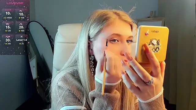 Evacadooo online show from 01/24/25, 02:07