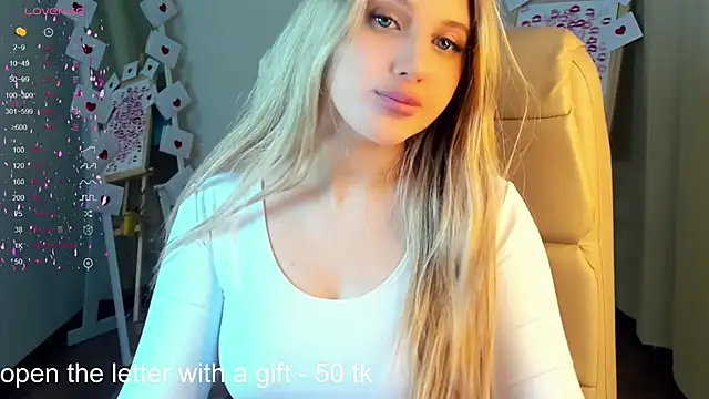 Evacadooo online show from 02/18/25, 02:49