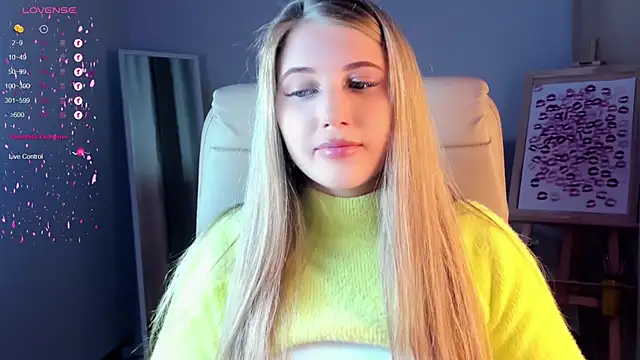 Evacadooo online show from 03/01/25, 06:03